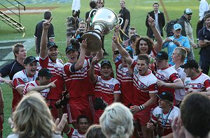 Palm Beach Currumbin SHS with the Arrive alive Cup ( Photo's : ourfooty media ) 