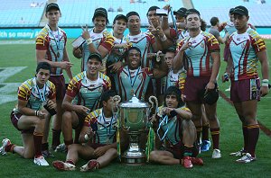 Keebra Park players celebrate with the Cup (Photo : ourfootymedia)