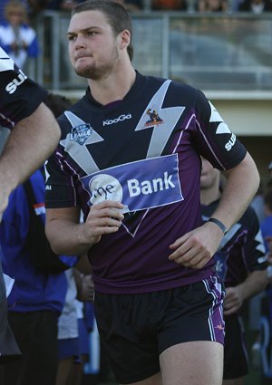 Sam Short runs onto St. Mary's Stadium for the National Youth Championship grand final (Photo : ourfooty media)