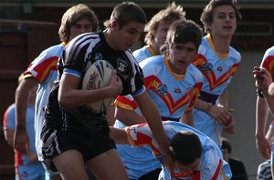 De La Salle v Cronulla Caringbah Under 17B's Rnd 10 Action (Photo : ourfootymedia)