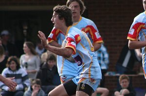 De La Salle v Cronulla Caringbah Under 17B's Rnd 10 Action (Photo : ourfootymedia)