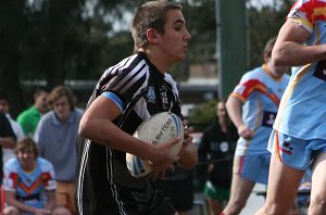 De La Salle v Cronulla Caringbah Under 17B's Rnd 10 Action (Photo : ourfootymedia)