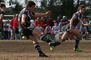 De La Salle v Cronulla Caringbah Under 17B's Rnd 10 Action (Photo : ourfootymedia)