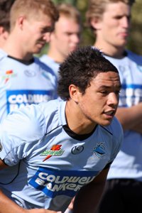 TYSON FRIZELL SIGNS WITH THE SHARKS