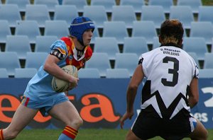 Nick 'Rat' Ratcliffe loves to run into the line ( Photo : Steve Montgomery / OurFootyTeam.com) 