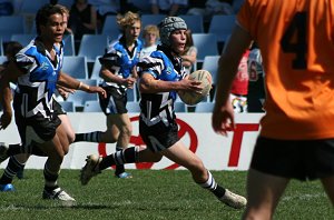 Dane Malone tearing up Shark Park (Photo : steve montgomery / OurFootyTeam.com)