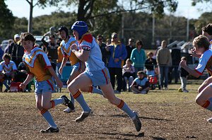 Nick Ratcliffe with anoth explosive run ( Photo : ourfooty media)