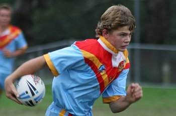 Reese Davidson running strongly on his way to his 2nd try