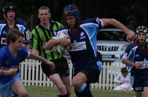 Dave charges up Sutho' Oval 