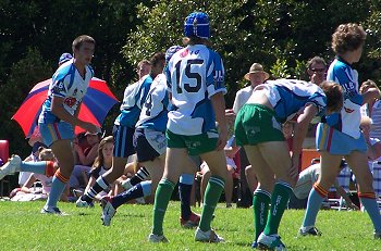 De La Salle's Steve the wonderboot on the wing ( Photo : ourfooty media)