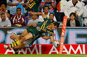 Greg Inglis scores his brilliant try against the Fijians in last Sunday's World Cup semi-final. Photo: Getty Images