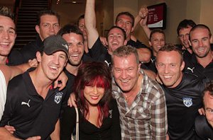 Jimmy Barnes shows support for his former countrymen along with daughter Elly May. Photograph: Adam Ward / The Daily Telegraph