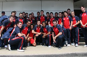 AIS team at the Sydney Airport (Photo : ourfootymedia)